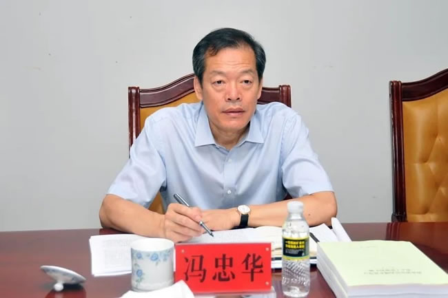 冯忠华掌广州 首位70后市委书记 郭永航免职「另有任用」