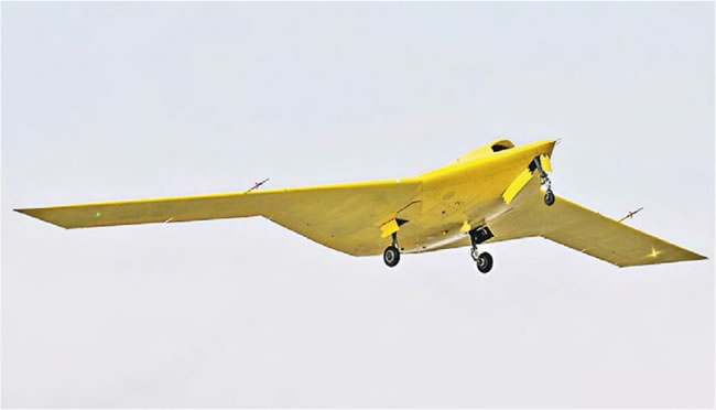 「空中大蝙蝠」重大突破 中隐形无人机彩虹7成功首飞