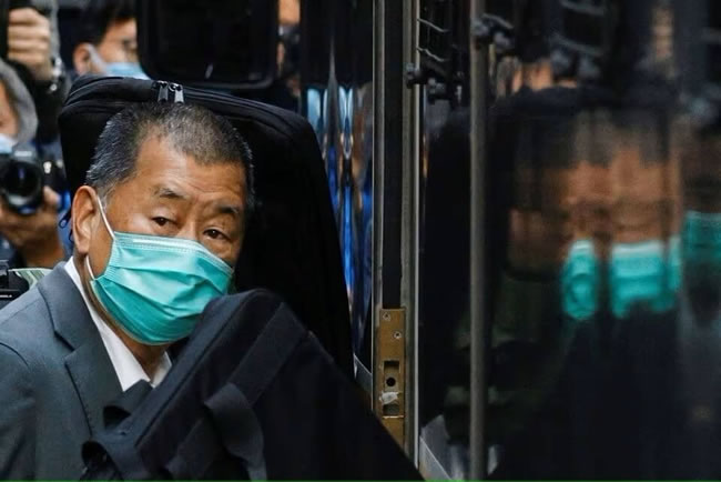 855页判词 法官形容黎智英：精明商人对中共怨恨憎恶