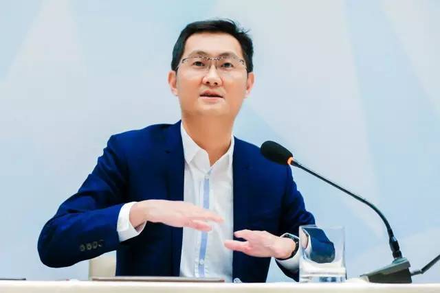 马化腾怎样答复这些成绩？关于两会、小顺序、大众号付费、下一代微信级产品、共享单车……