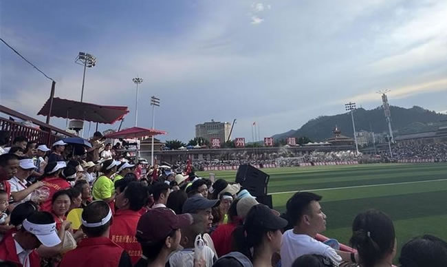 贵州村超洪水后复活 2大传奇球星站台 「来了1亿人」