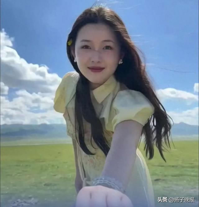 重庆24岁女大生「撞脸大S」网（麻将群）：终于懂雍正看甄嬛的感觉了