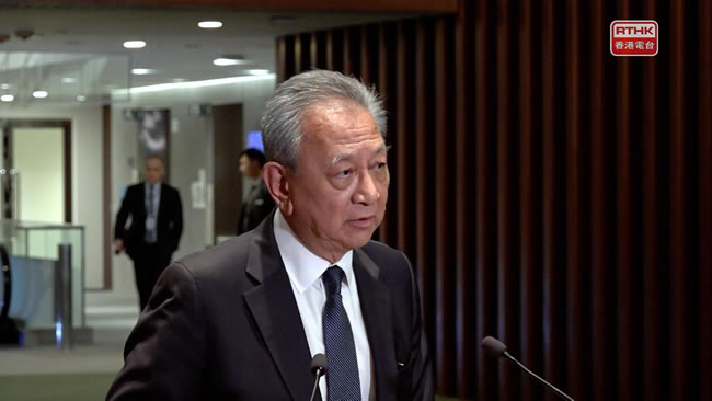 香港立法会掀弃选潮 已12议员不选 逾70岁半数退出
