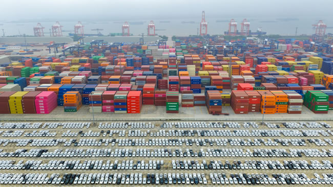 顶关税压力前行 中国9月出口增8%胜预期 外贸连8季增长