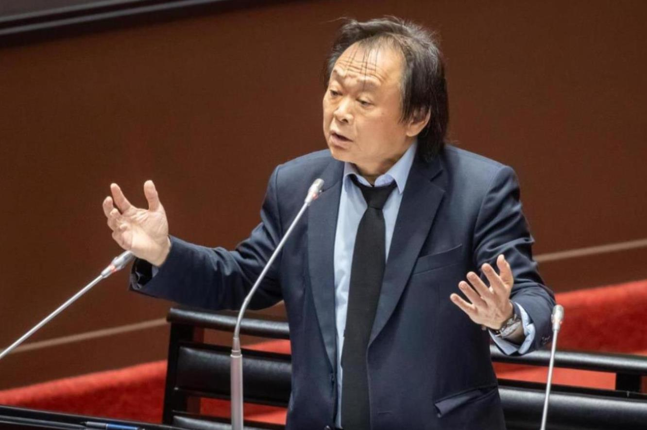 王世坚金句「从从容容游刃有余」入选中国10大流行语